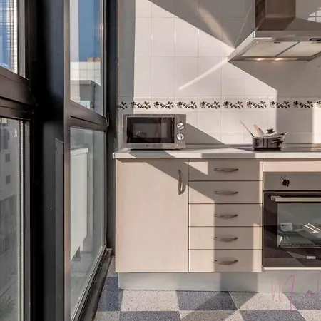 Dos , Nuevo , Pleno Centro Con Garaje